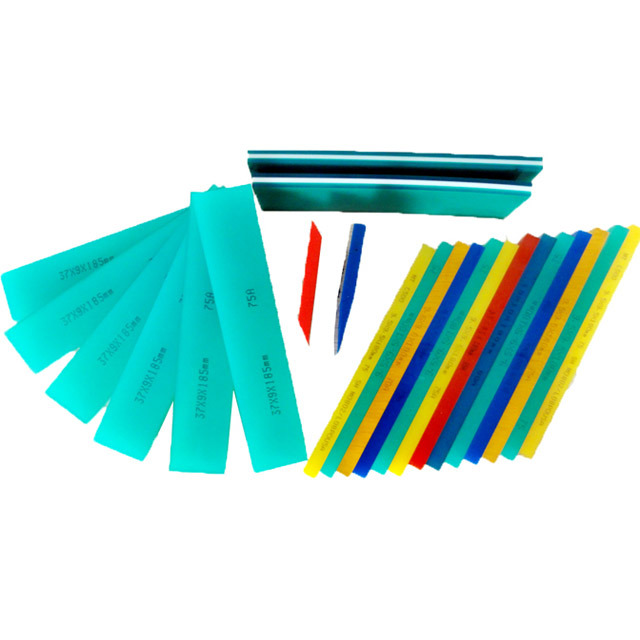 
                Triple Durometer Screen Printing Squeegee Rubber Solvent/ Hoder
            